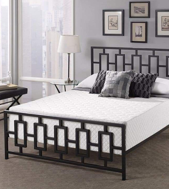 Кровать из металла